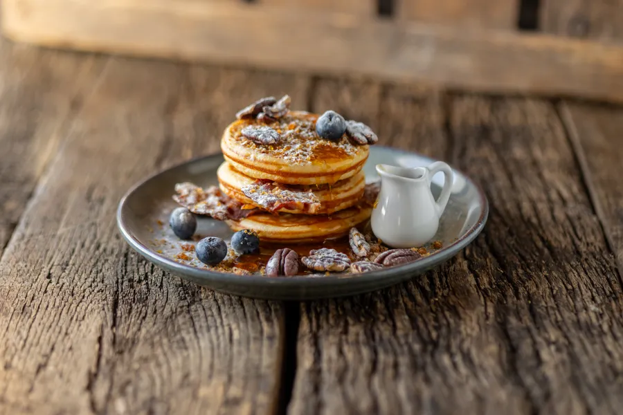 American Pancakes Bacon & Pecan